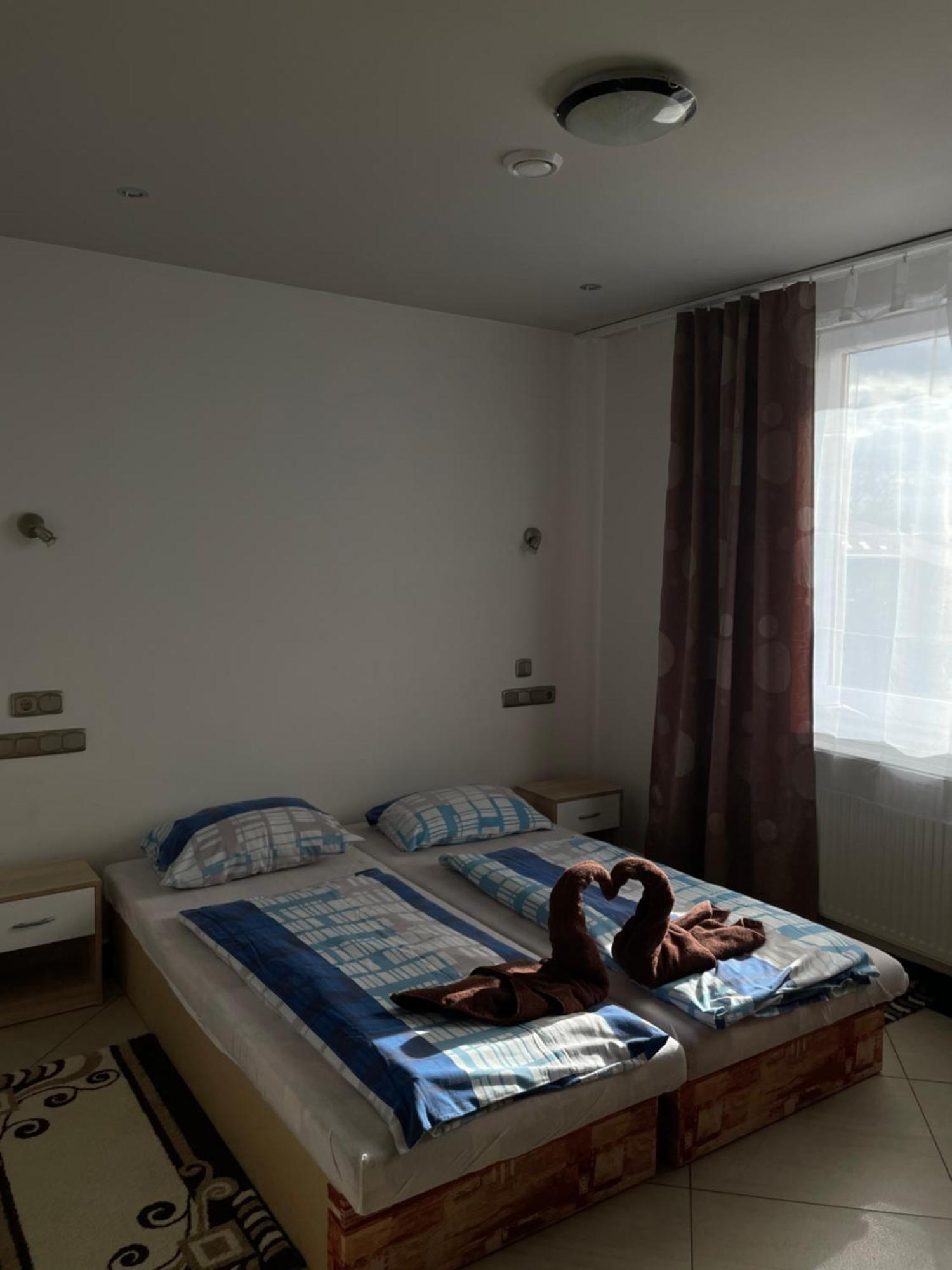 Korona Panzio Bed & Breakfast Blh nad Iplom Exterior foto